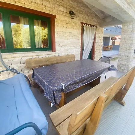 Janja * Starigrad Paklenica